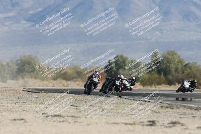 media/Dec-07-2025-CVMA (Sun) [[3e7d2de5dc]]/Race 4-Supersport Middleweight/